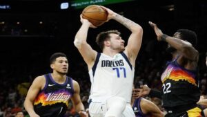 2022 Playoffs Booker leads Suns over Mavericks